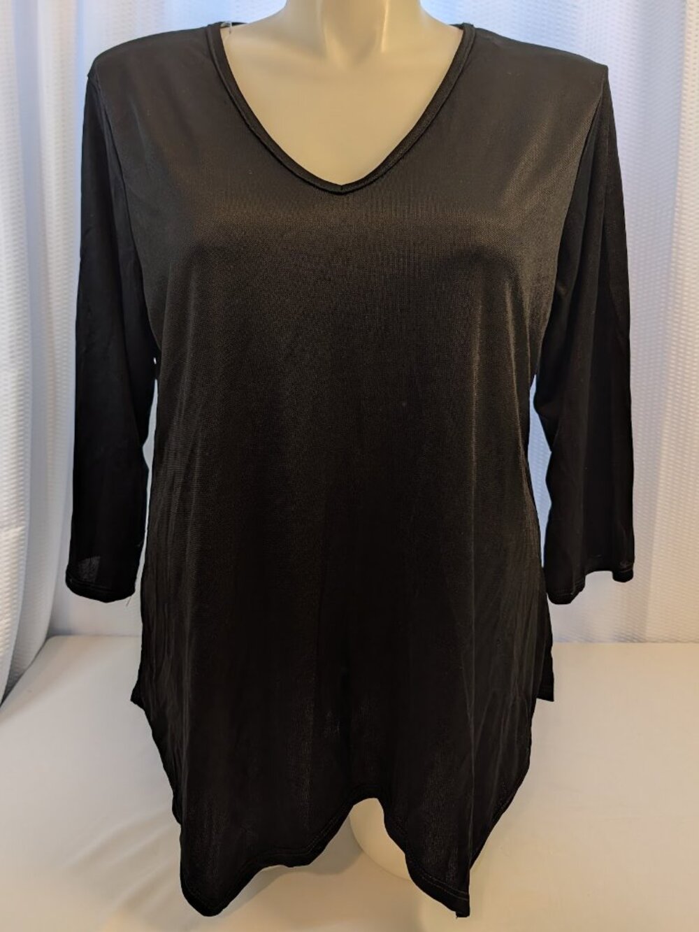 Top 1X Black V-Neck Asymmetrical Hem Plus Size Forgotten Grace Stretch Tee Shirt